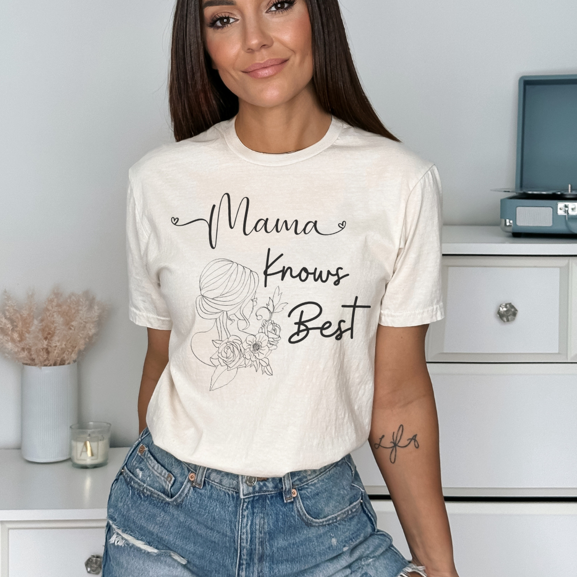 Mama Knows Best Mother's Day T-shirt
